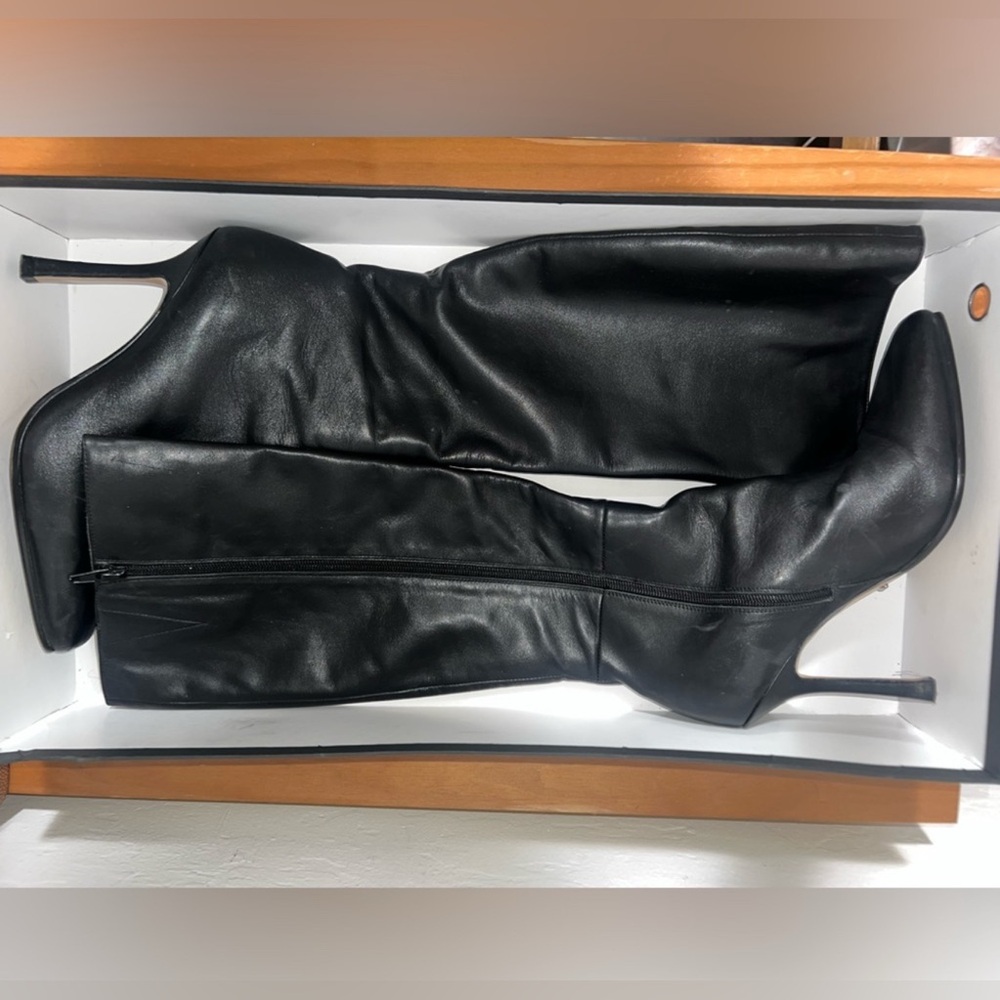 Tony Bianco Havana Chocolate Nappa Boot - Tall Black Leather Stiletto Knee Boot - Picture 4 of 4
